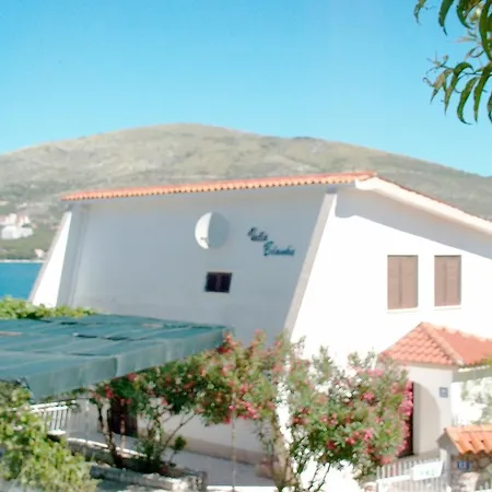 Guest house Blanka 4*