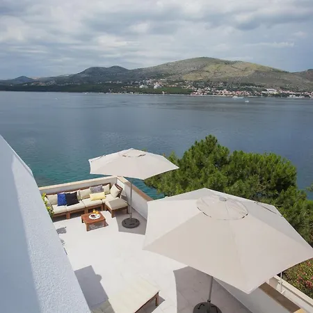Guest house Blanka Donji Okrug (Ciovo)